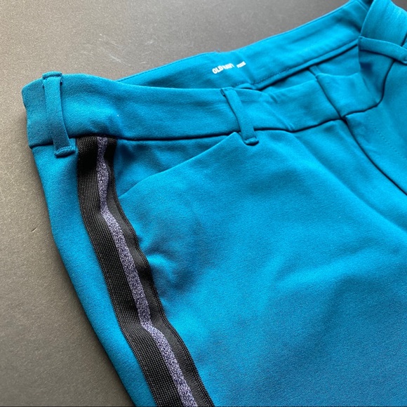 Turquoise Old Navy Pixie pants - Picture 2 of 7